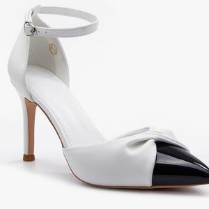 Women’s new in the box dress shoes